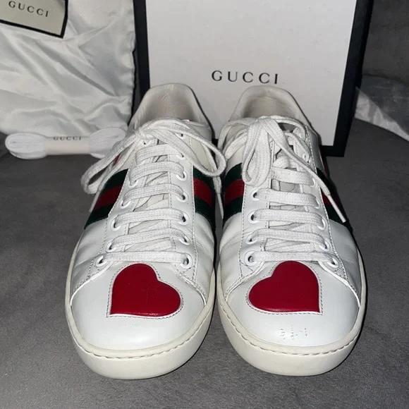 Gucci Ace Heart leather sneakers - Picture 6 of 10